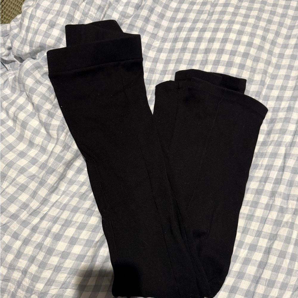 DONNI. Rib kick flare pants